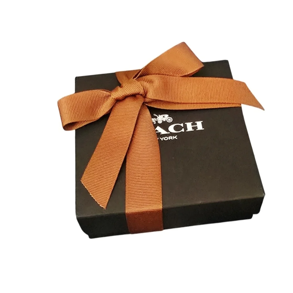 Coach gift packaging
